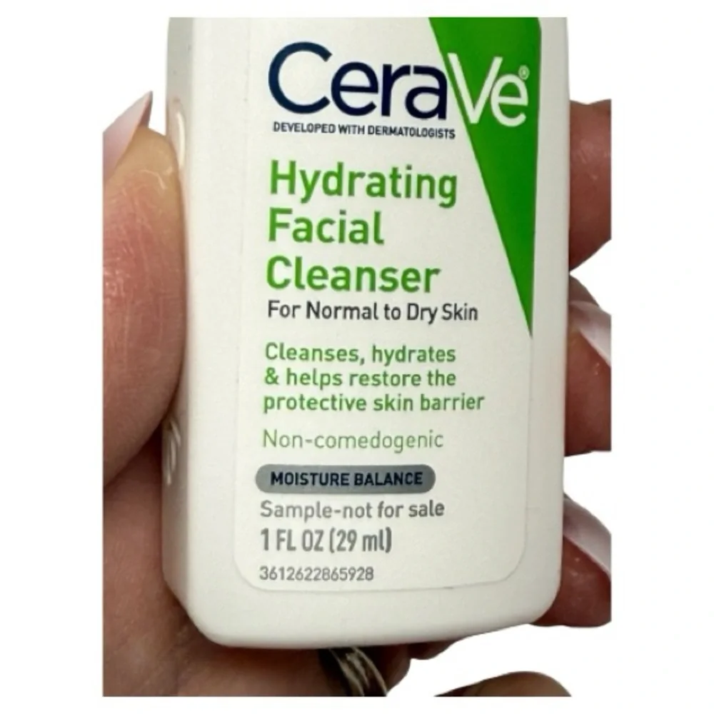 CeraVe’ Set of 4 Deluxe Skincare Samples - Picture 5 of 6